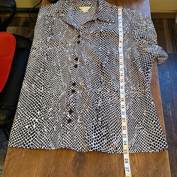 Christopher & Banks blouse - Picture 11 of 11